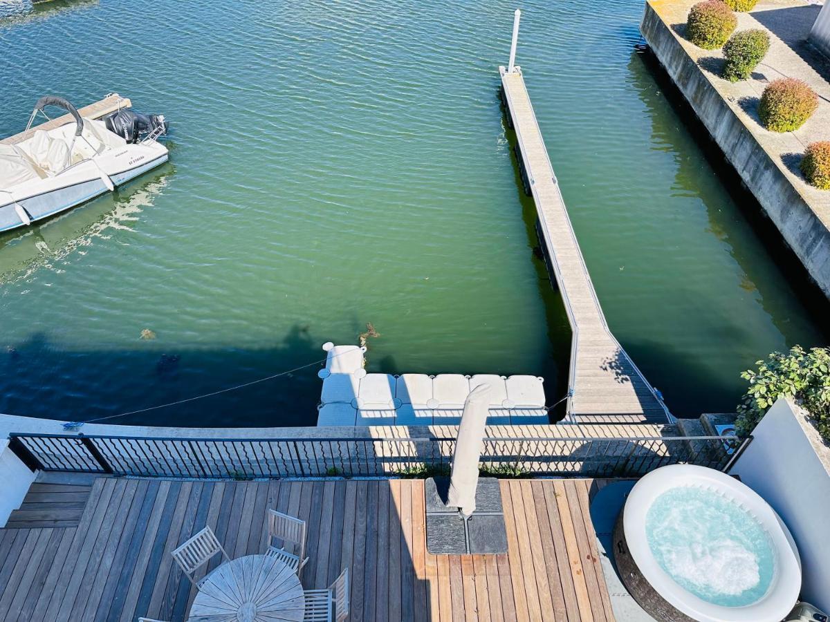 Marina 120M²/8 Pers/ Terrasse 100M²/ Appontement Villa Aigues-Mortes Exterior photo